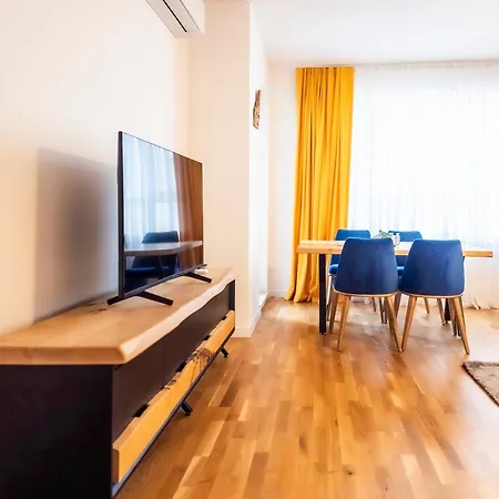 아파트 Arena Mall Galleria Securities Parking 3 *